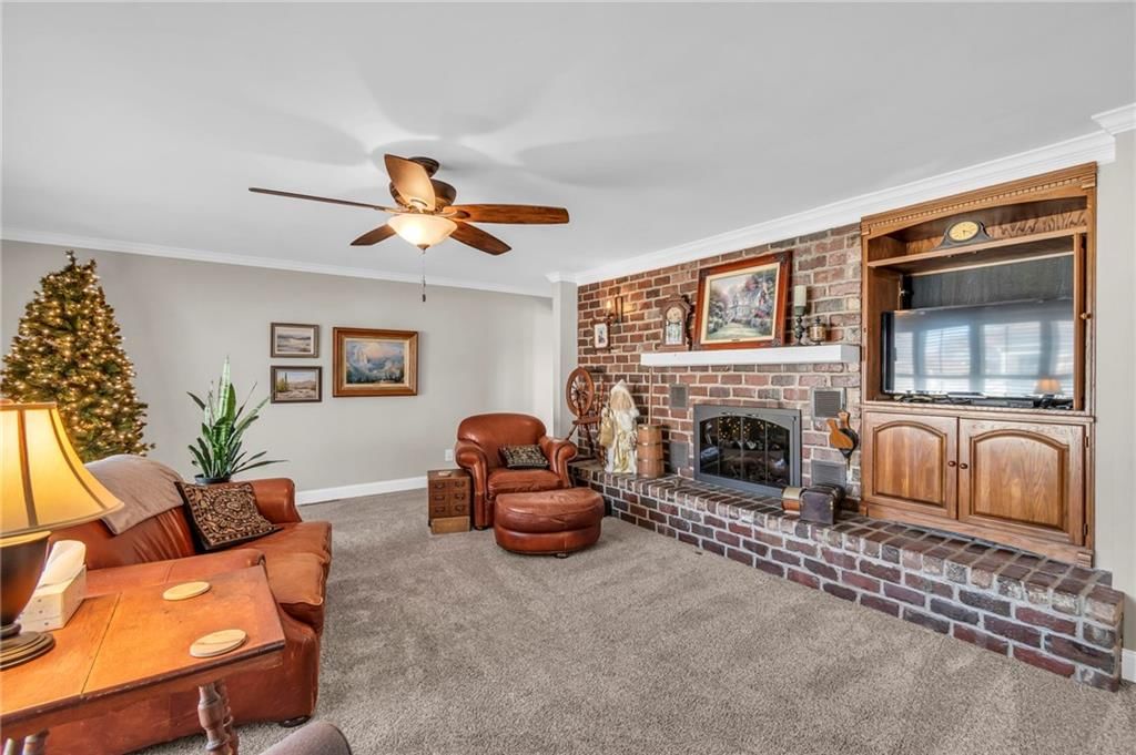 908 S Chestnut Street — photo 10