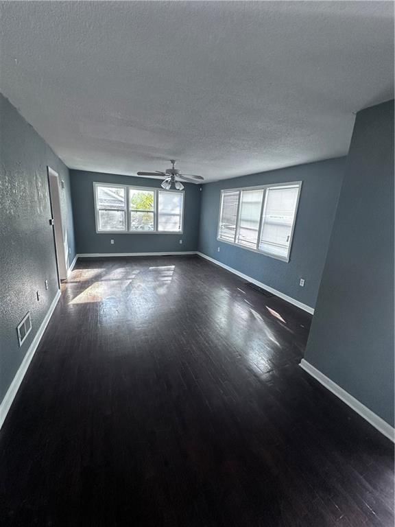 1823 S Overton Avenue — photo 3