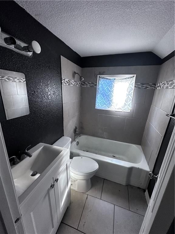1823 S Overton Avenue — photo 8