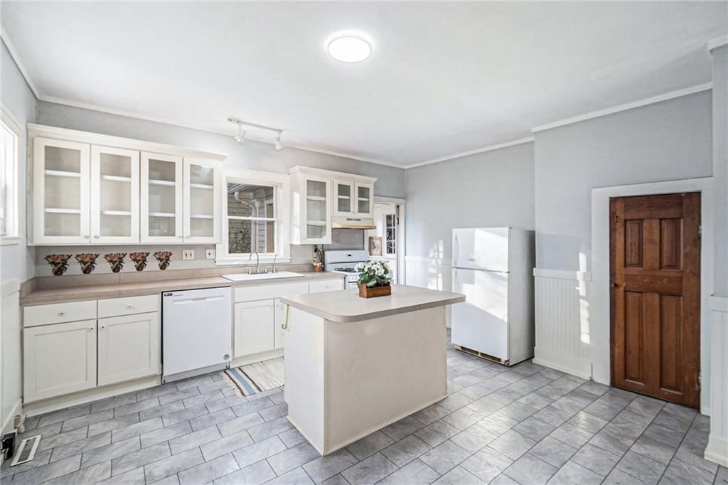 609 Jersey Street — photo 10