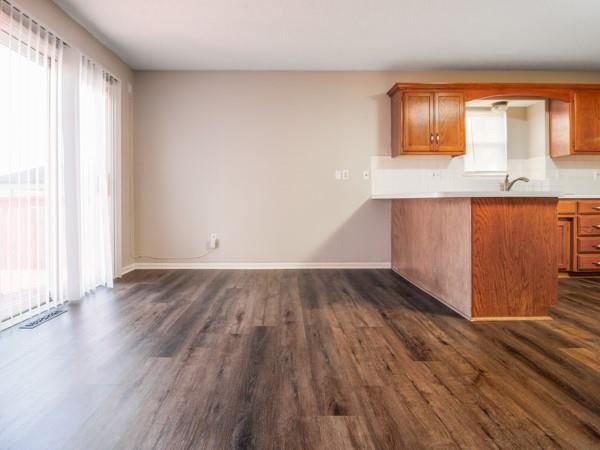 906 SE Sunnyside School Road — photo 8