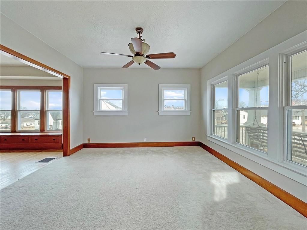 2100 N Elm Street — photo 6