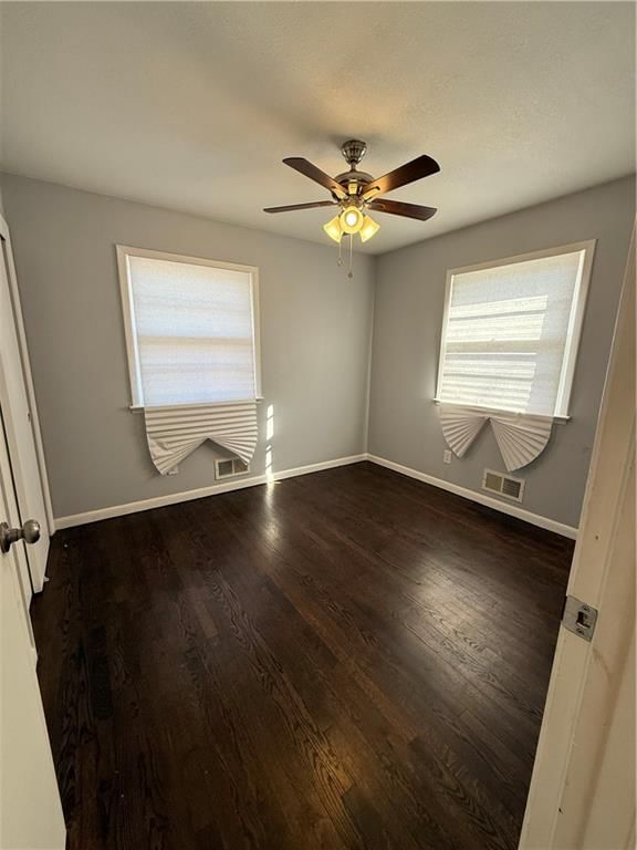 407 S Hocker Avenue — photo 5