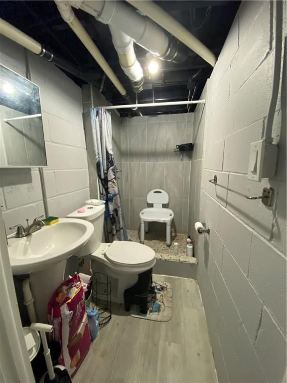 407 S Hocker Avenue — photo 10
