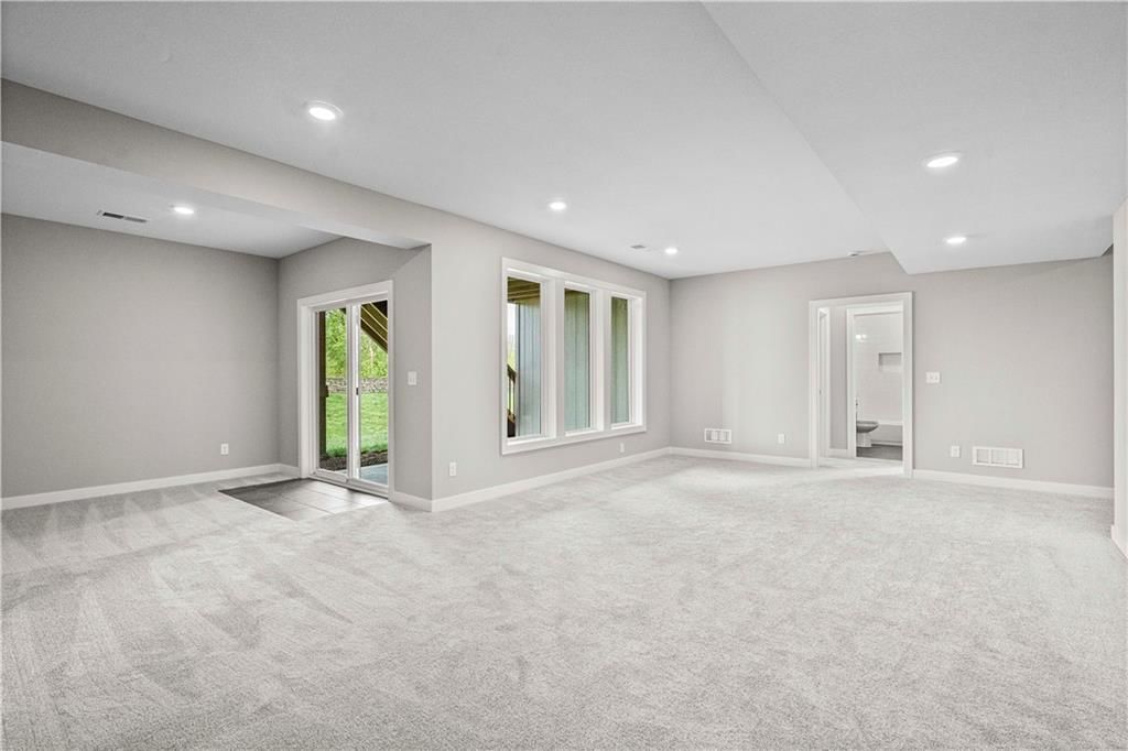 6820 NE 70th Street — photo 19