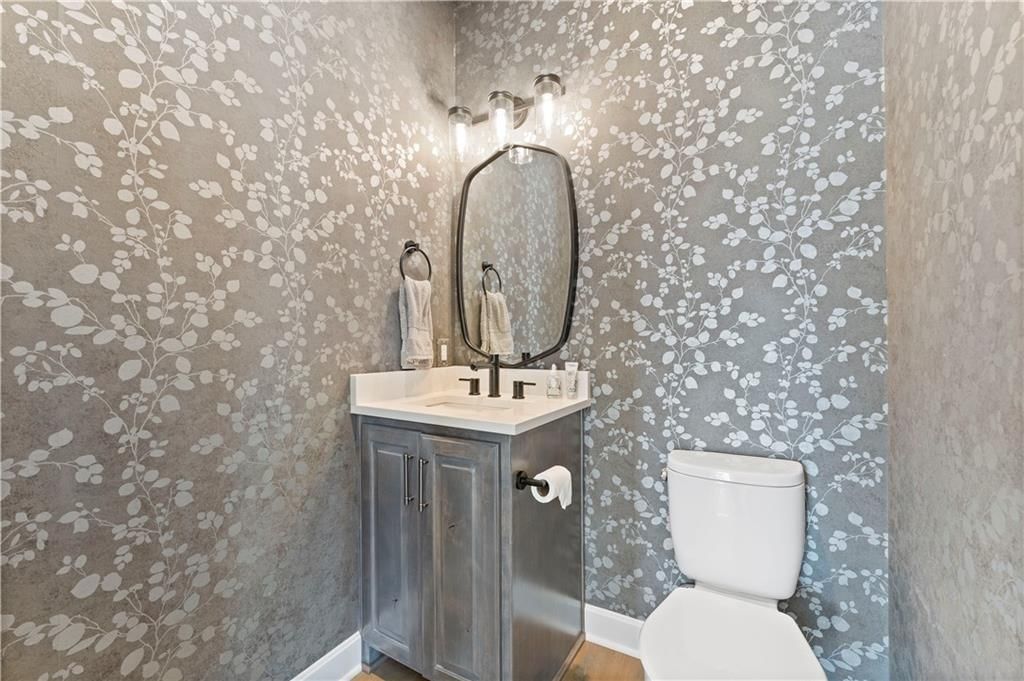 200 SE Hackamore Drive — photo 33