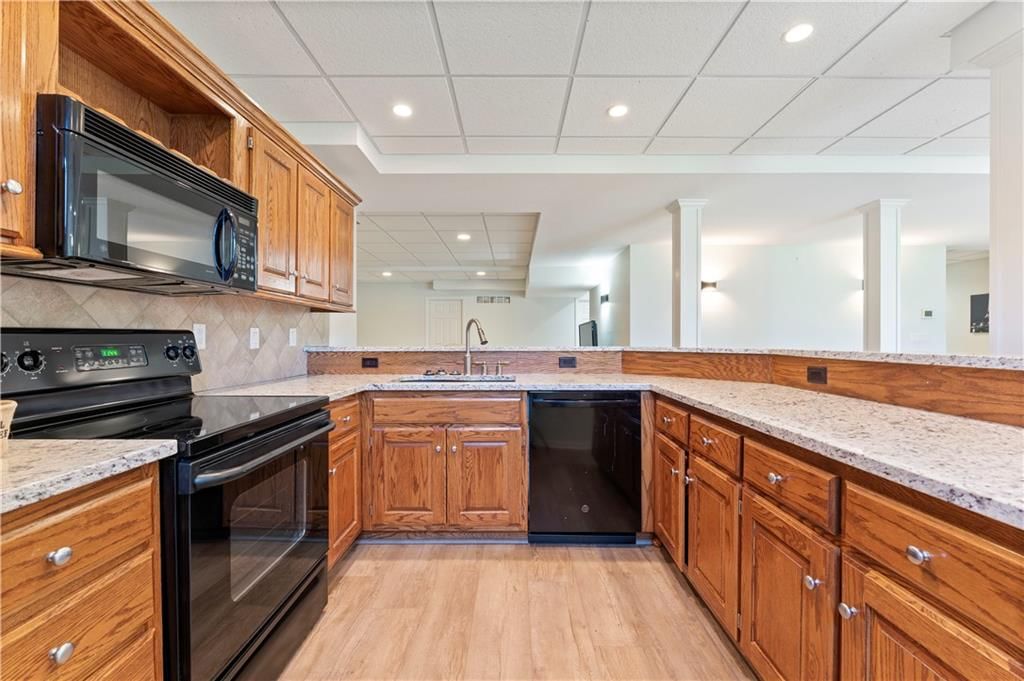 200 SE Hackamore Drive — photo 51