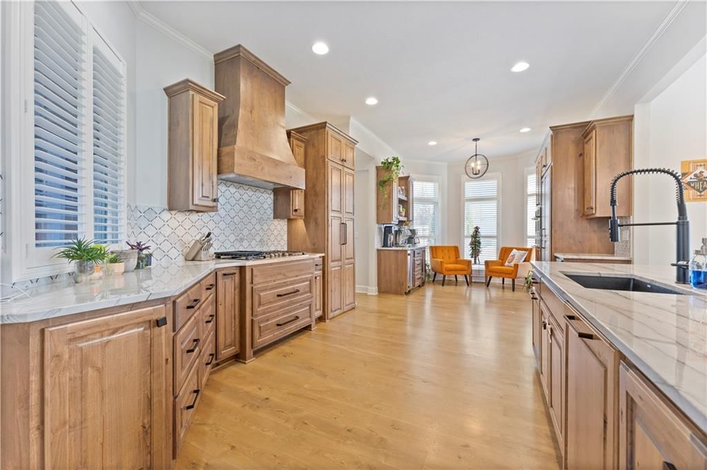 200 SE Hackamore Drive — photo 9