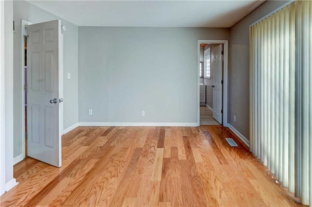 7530 N Wayne Avenue — photo 37