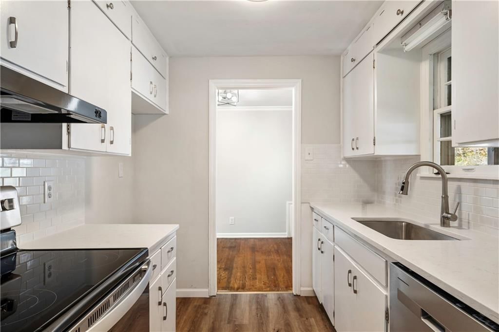 522 NE 42nd Street — photo 10