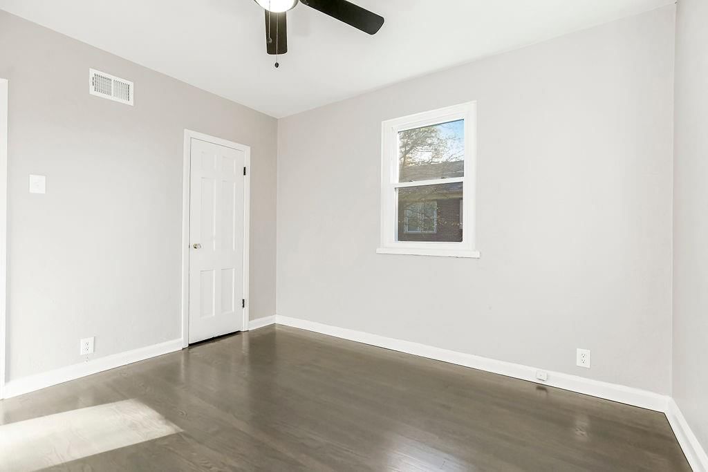 345 S 72nd Street — photo 20