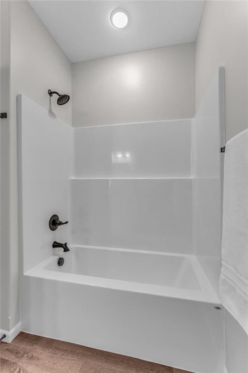 334 W 25th Street — photo 33