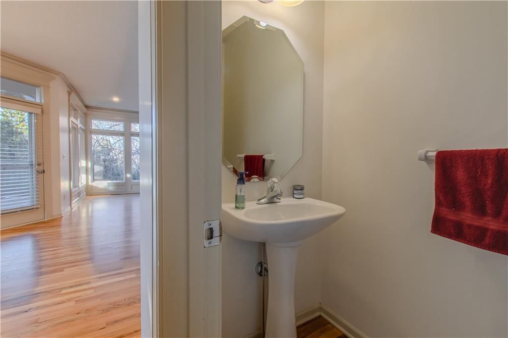 1430 NE Dalton's Ridge Drive — photo 34