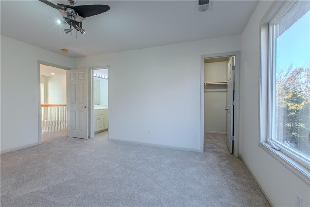 1430 NE Dalton's Ridge Drive — photo 36