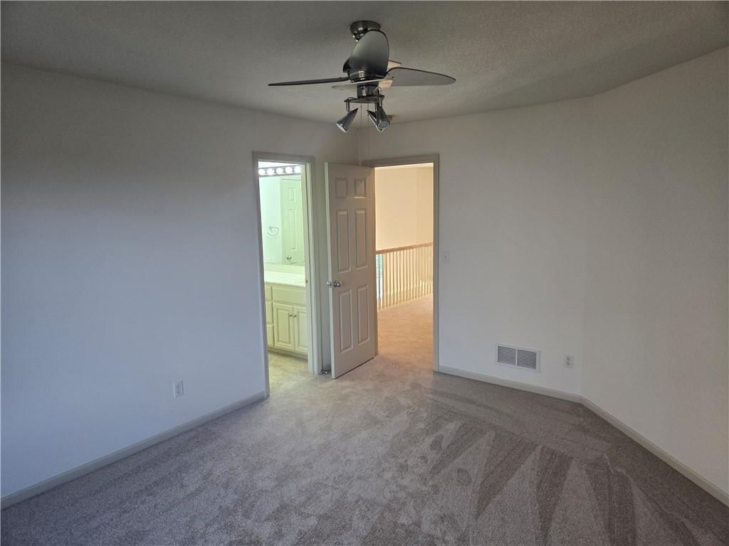 1430 NE Dalton's Ridge Drive — photo 44