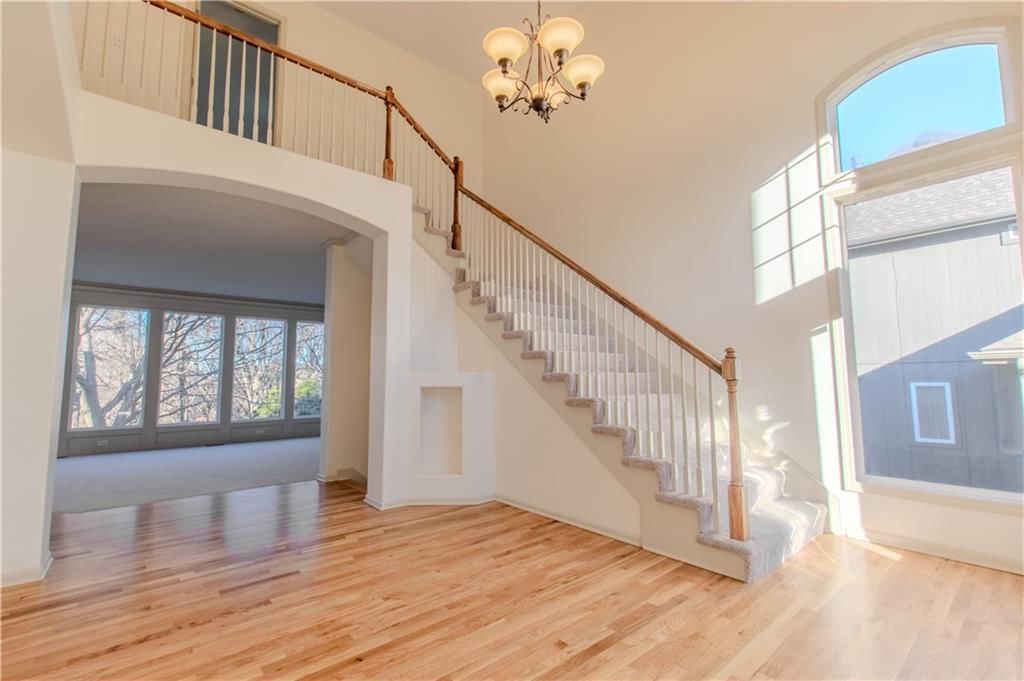 1430 NE Dalton's Ridge Drive — photo 8