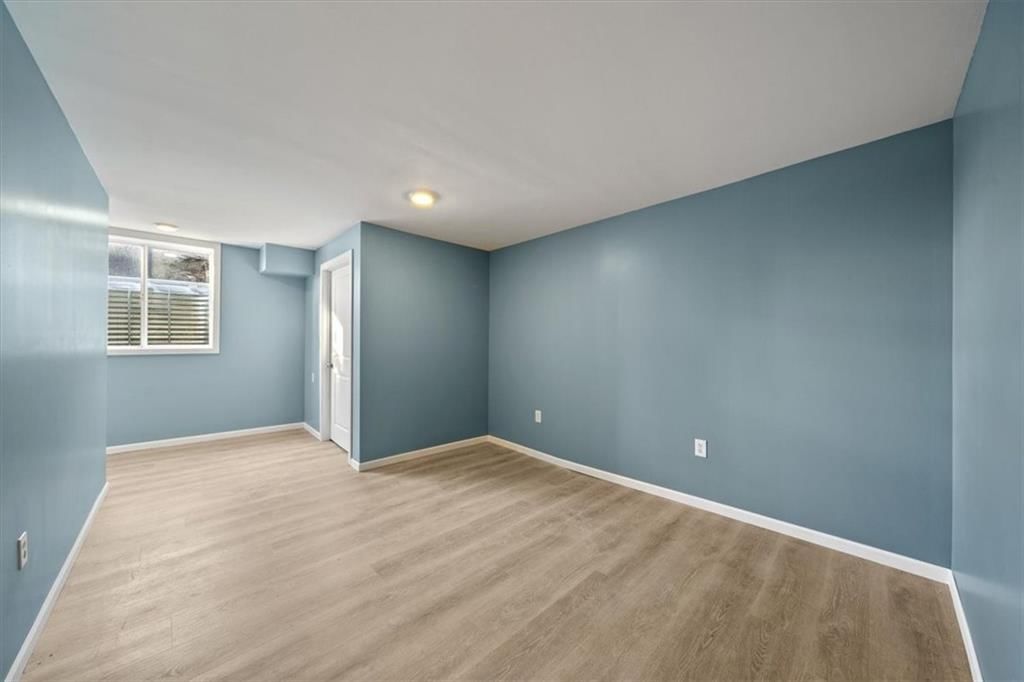 606 E 78th Street — photo 13