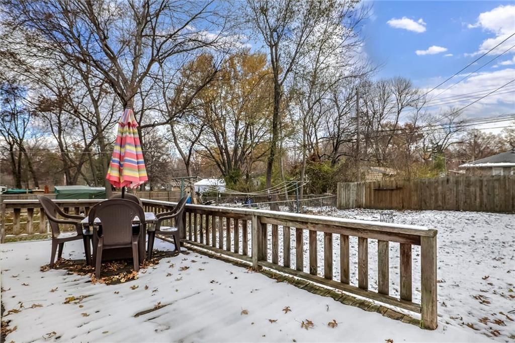 11311 Herrick Avenue — photo 15