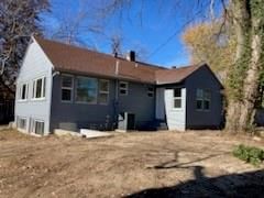 2745 S Crysler Avenue — photo 15
