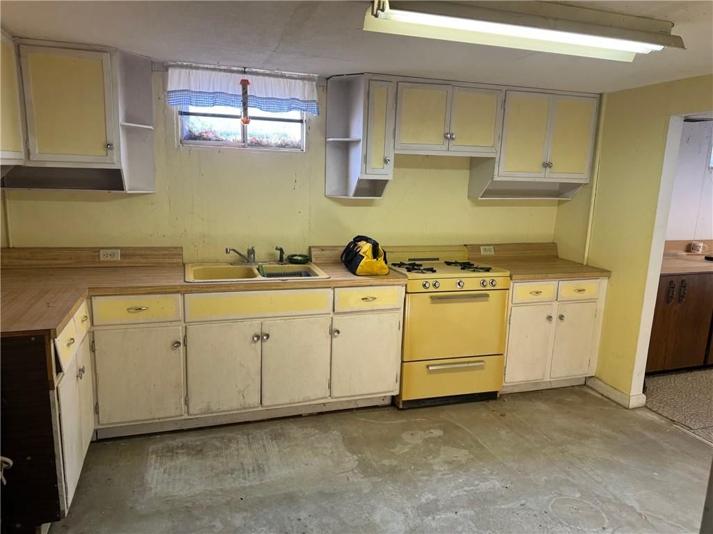 1401 S Edgevale Street — photo 16