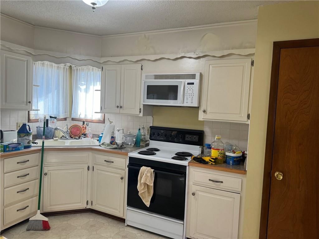 1401 S Edgevale Street — photo 4
