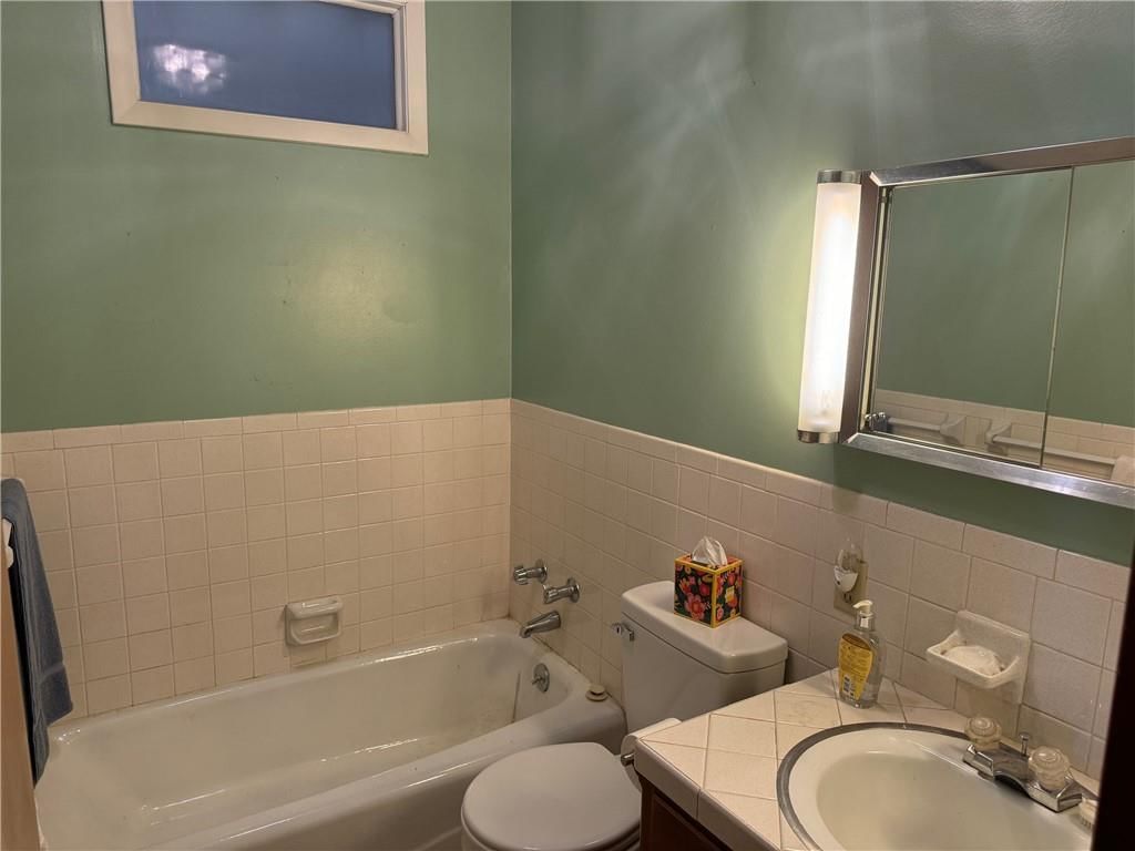 1401 S Edgevale Street — photo 8