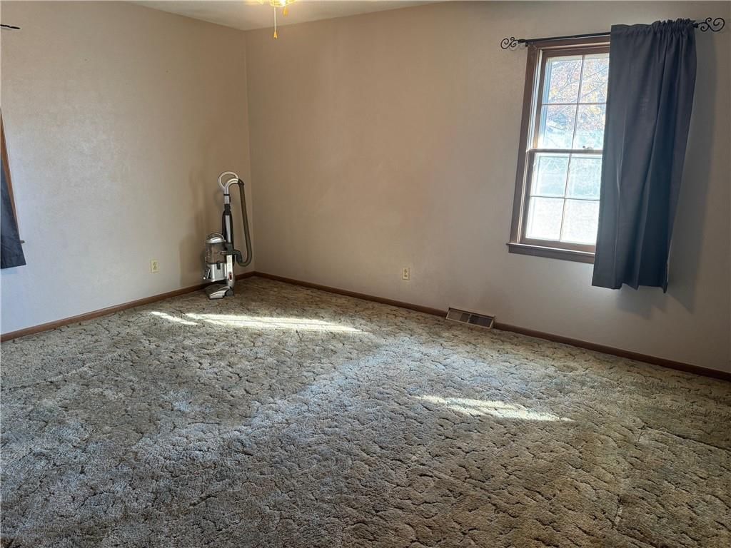 1401 S Edgevale Street — photo 9