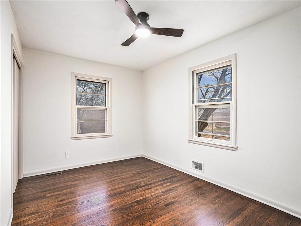 926 Hillside Avenue — photo 12