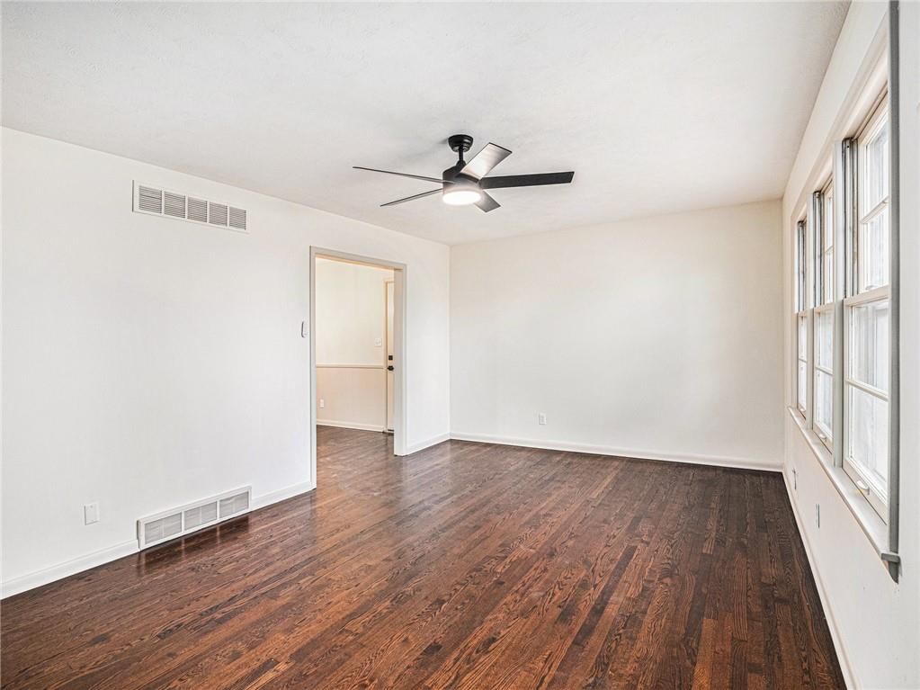 926 Hillside Avenue — photo 4