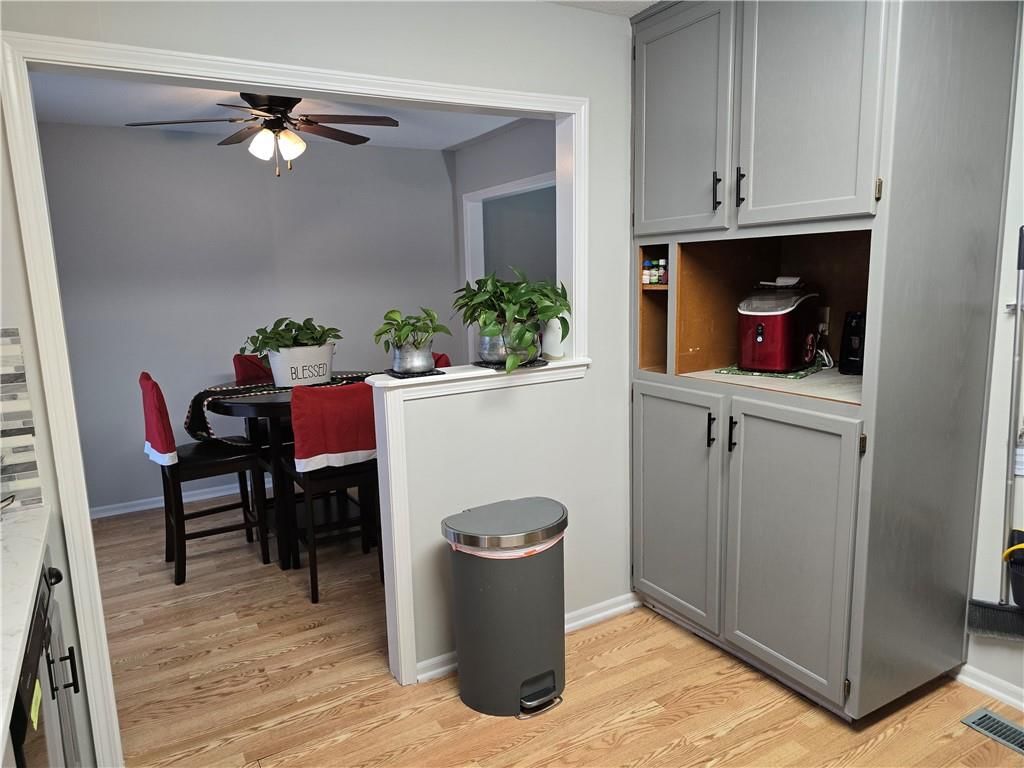 513 S Willow Drive — photo 18
