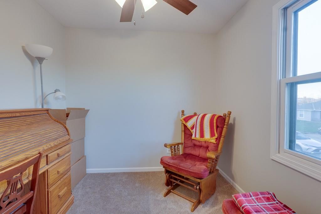 513 S Willow Drive — photo 32