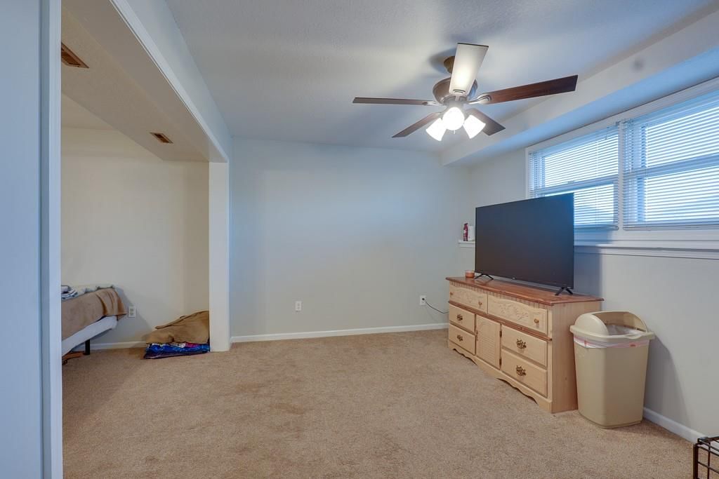 513 S Willow Drive — photo 47