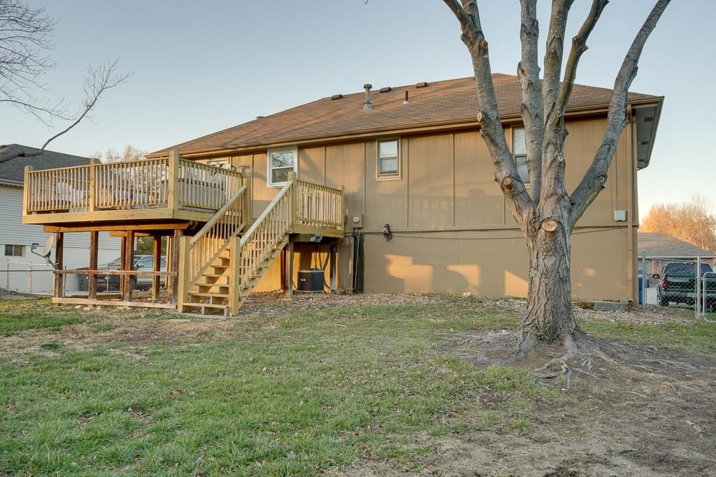 513 S Willow Drive — photo 61