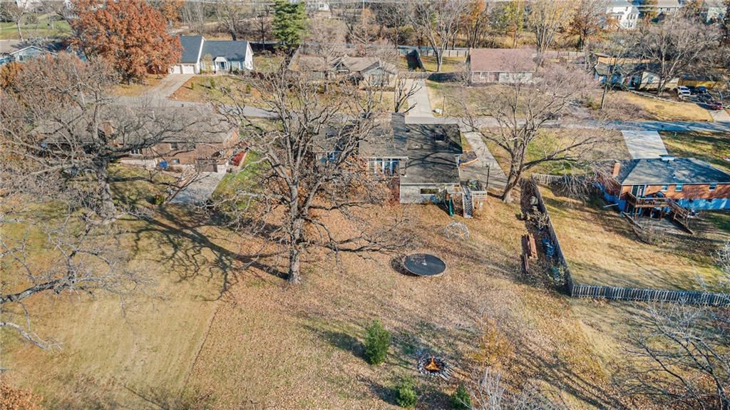 4526 N 123rd Terrace — photo 41