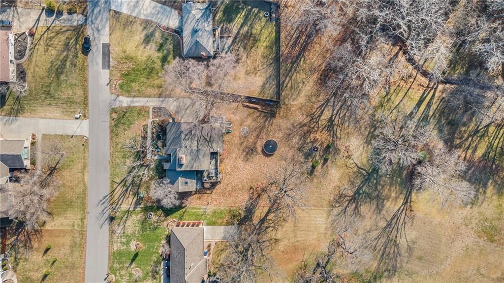 4526 N 123rd Terrace — photo 42