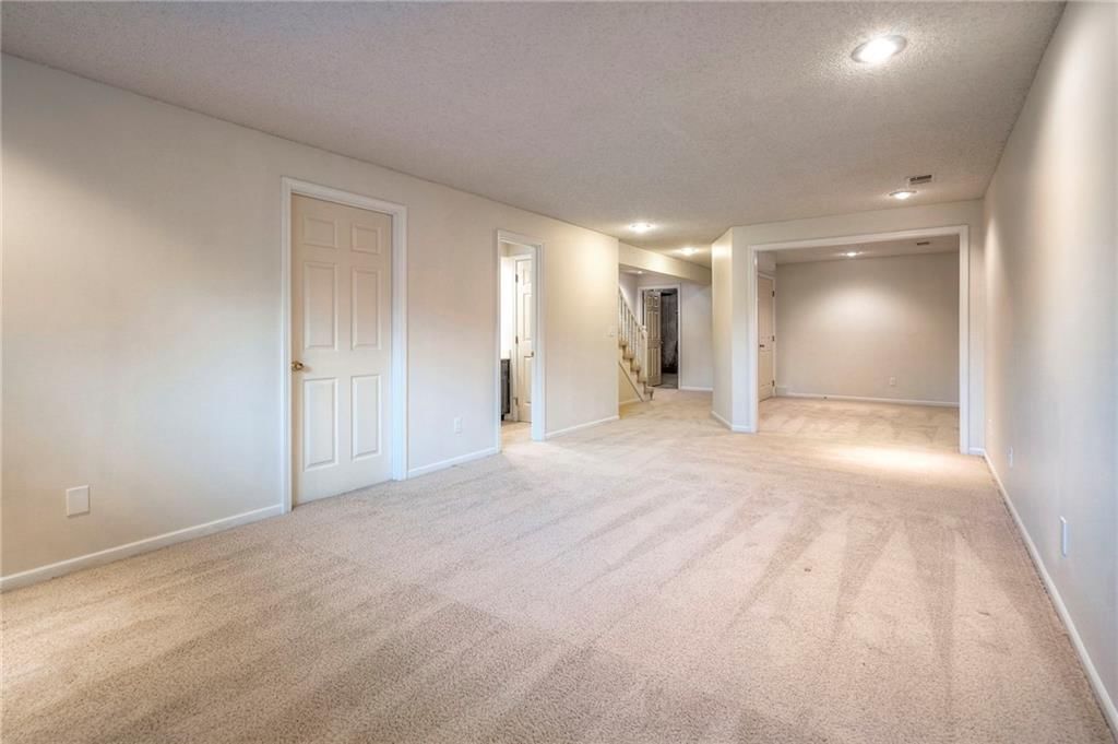 12620 Glenwood Street — photo 28