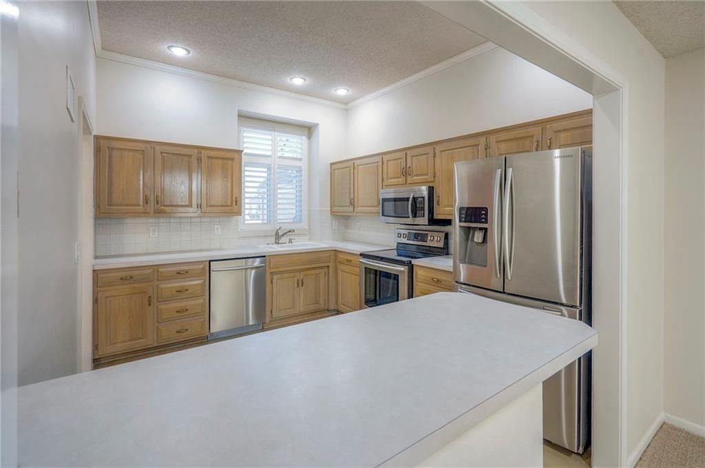 12620 Glenwood Street — photo 9