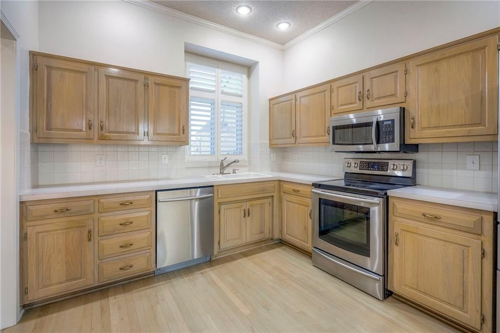 12620 Glenwood Street — photo 10