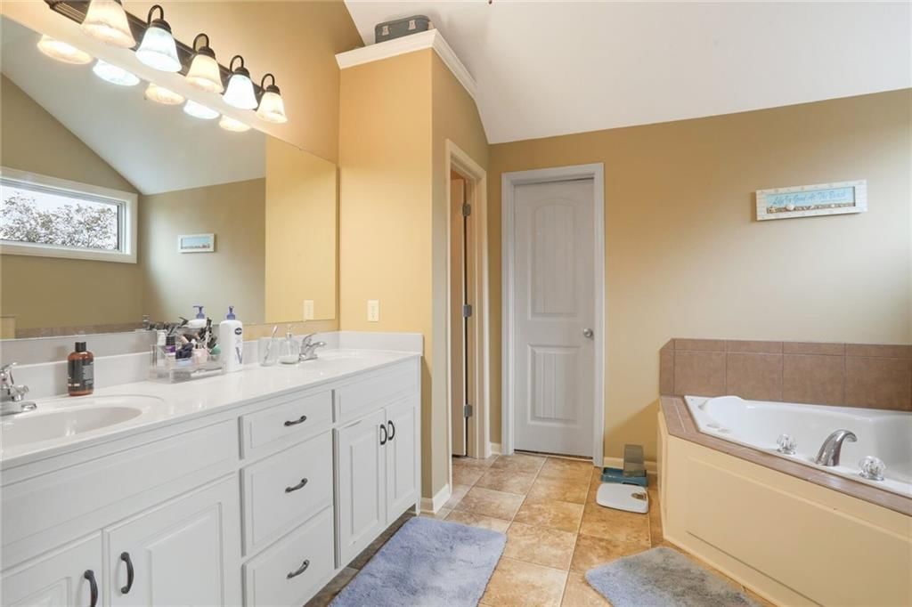 421 River Birch Road — photo 21