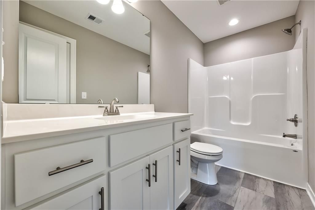507 W Smith Street — photo 20