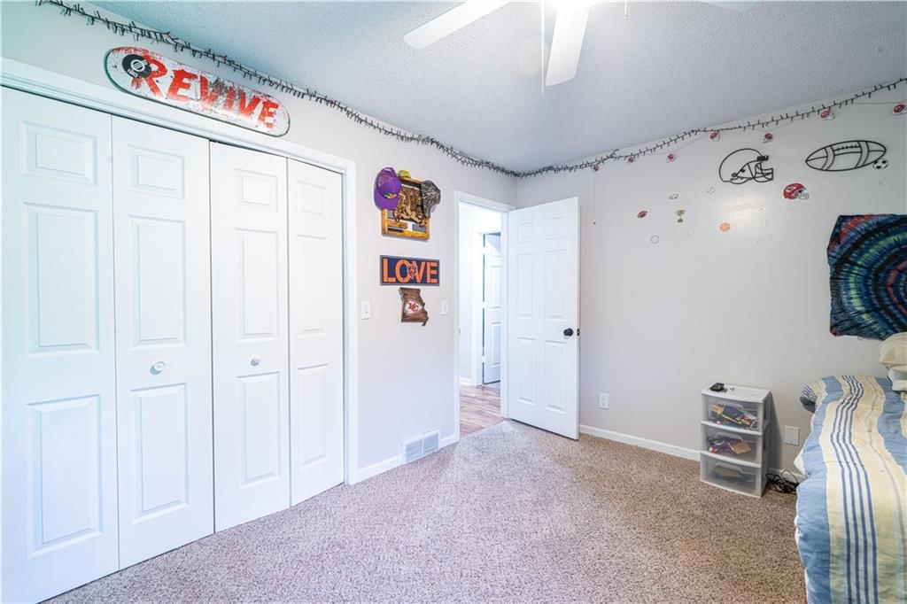 5401 S 37th Terrace — photo 13