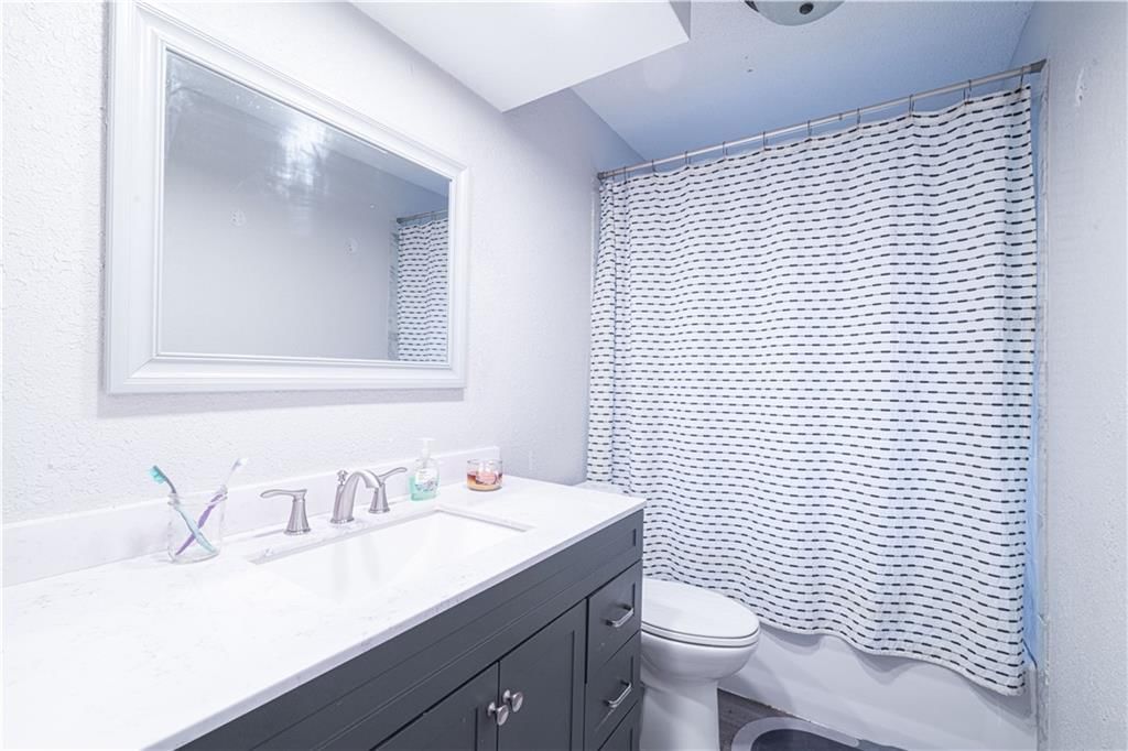 5401 S 37th Terrace — photo 16