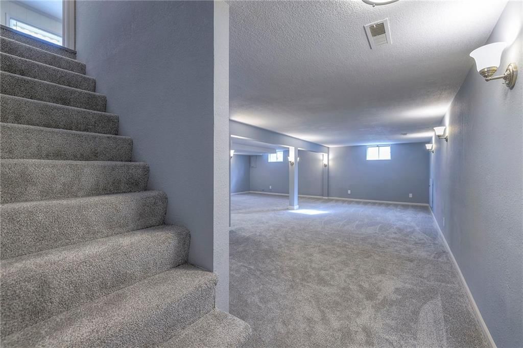 303 S SUNSET Lane — photo 37