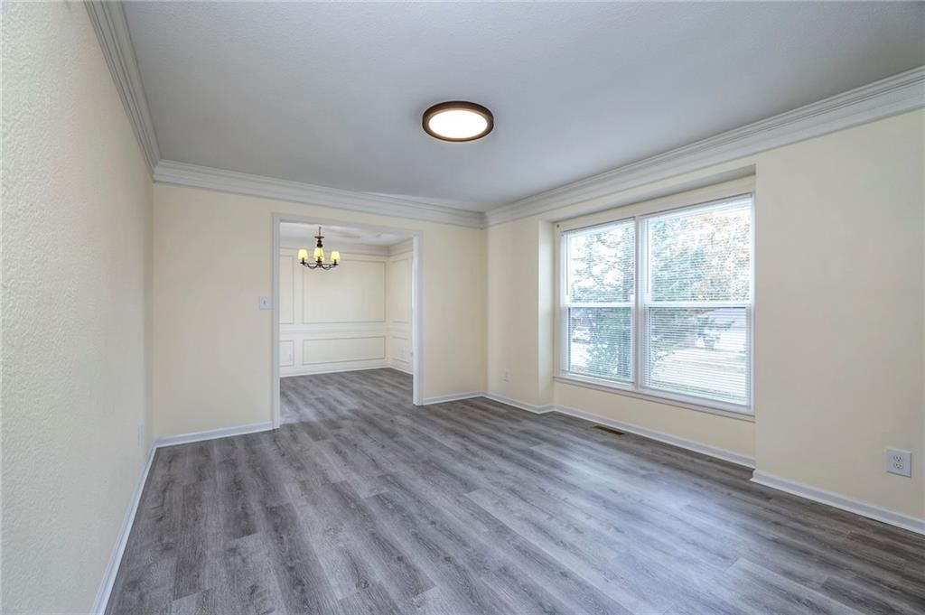 303 S SUNSET Lane — photo 6