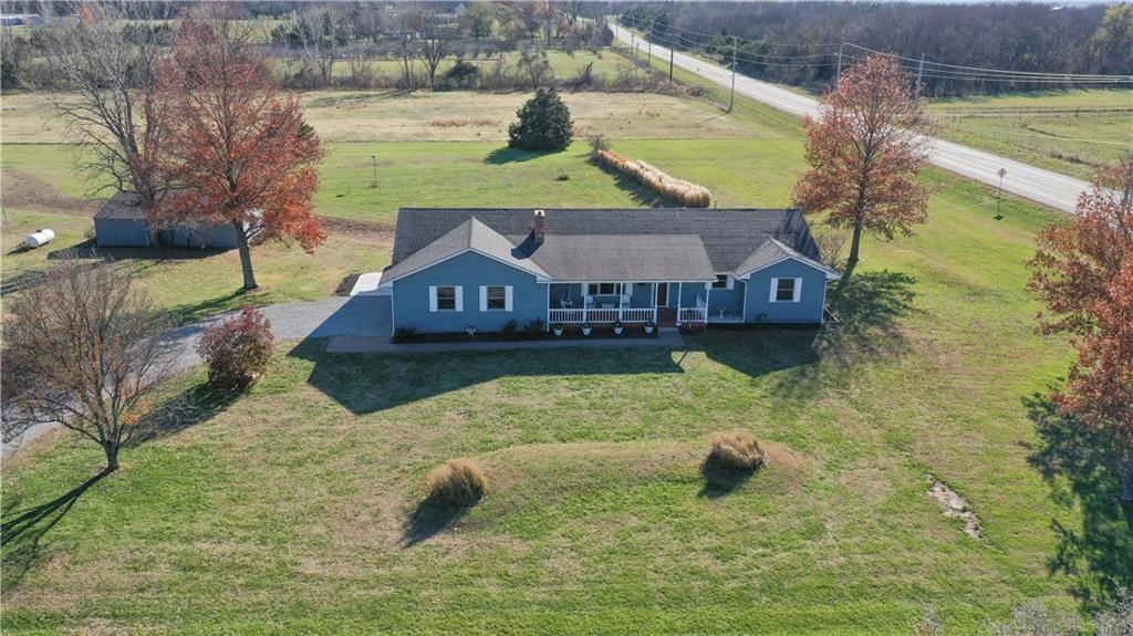 1005 N 1138 Road — photo 56