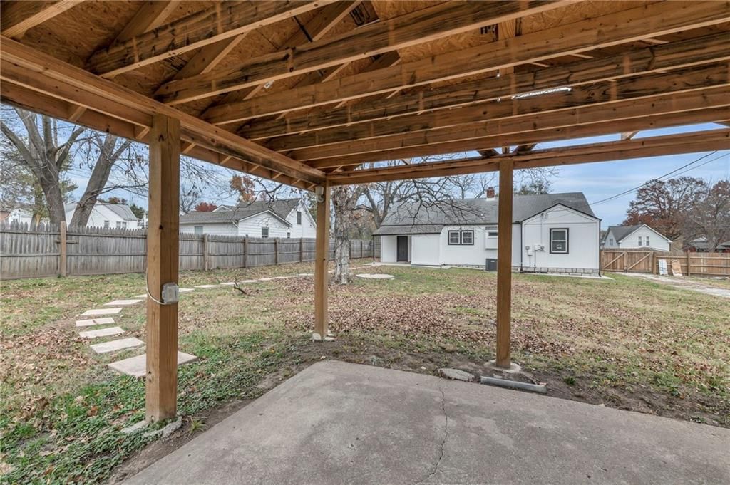 2514 N 38th Street — photo 25