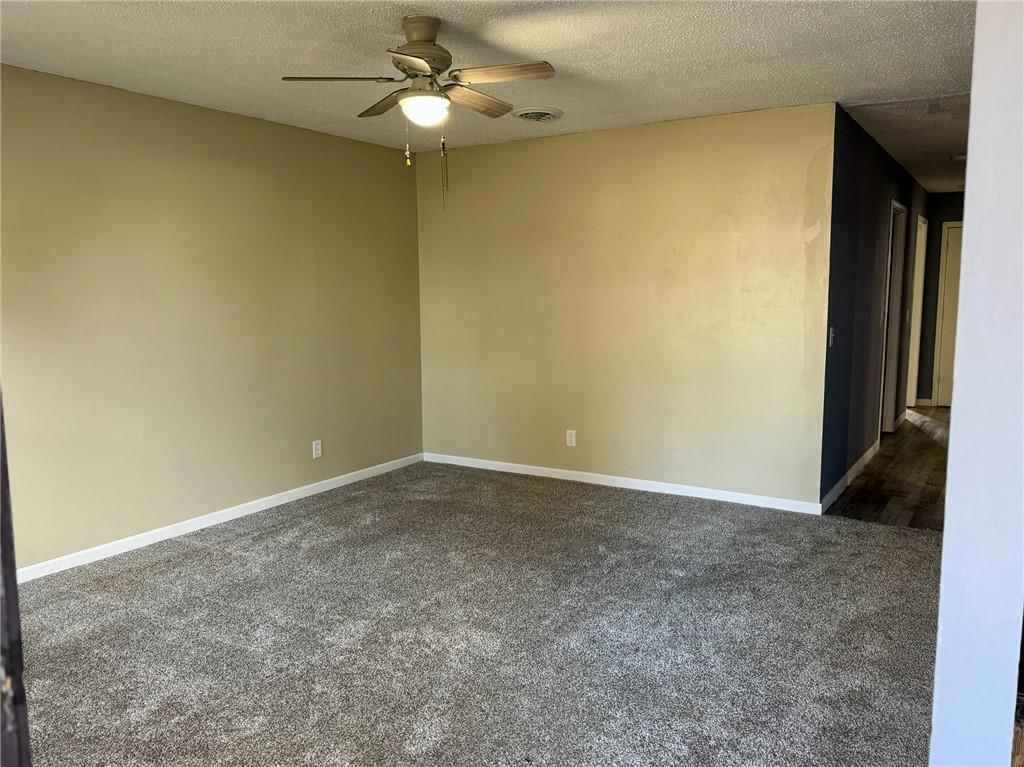 1607 W Main Street — photo 8