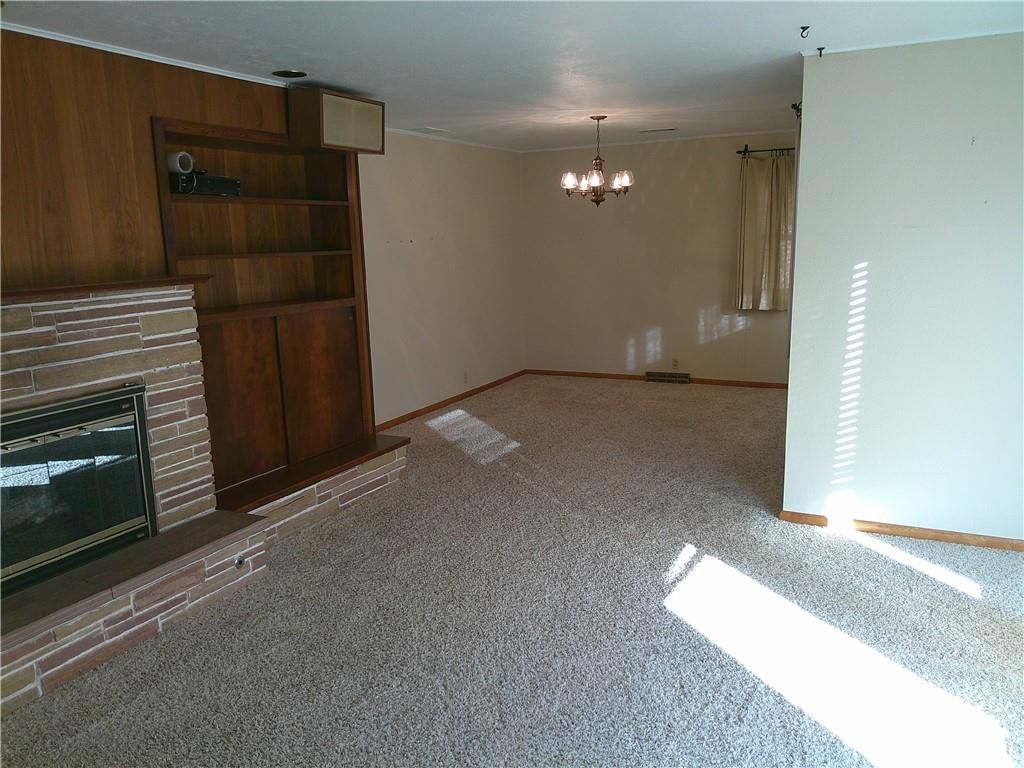 1308 W Fifth Street — photo 12