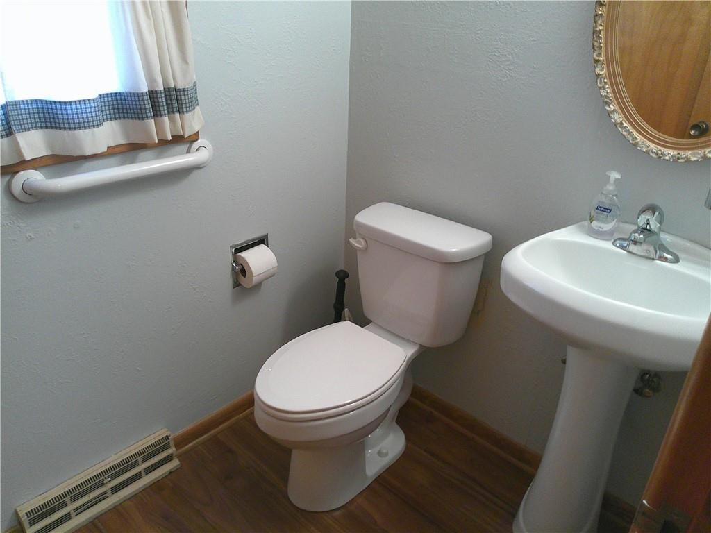 1308 W Fifth Street — photo 26
