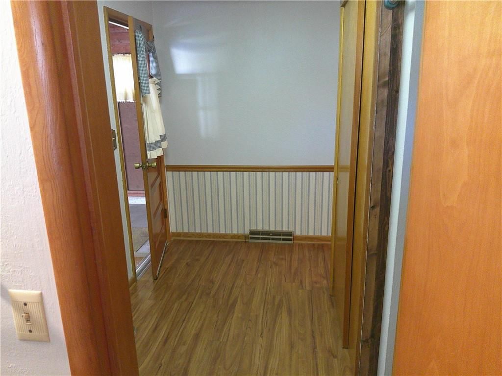 1308 W Fifth Street — photo 27
